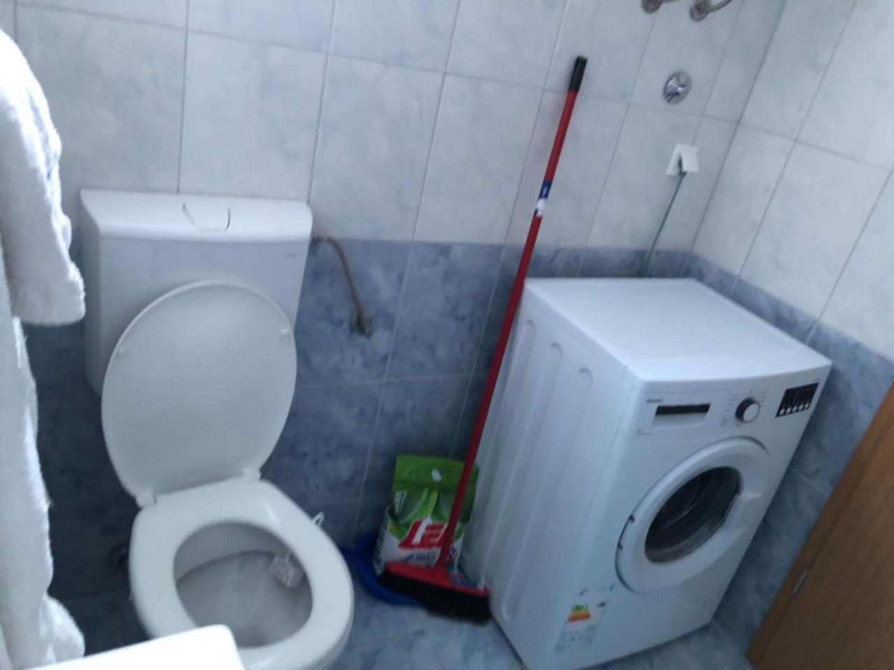 Nikola Apartment